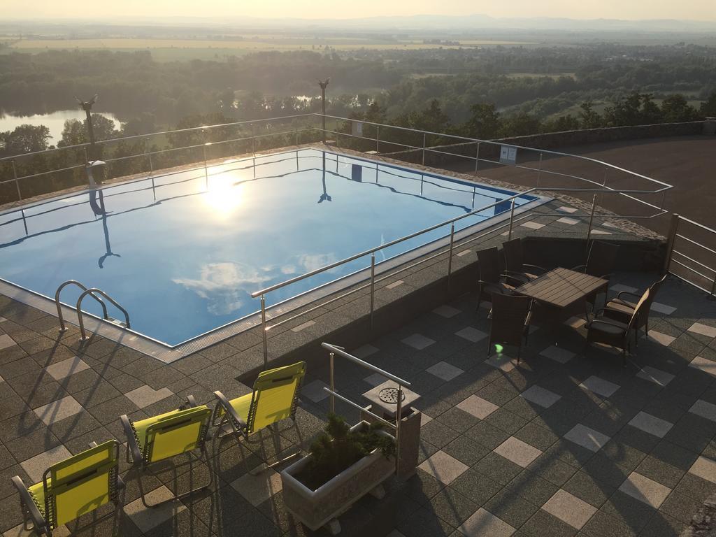 Wellness Pension Inovec Jalsove ภายนอก รูปภาพ