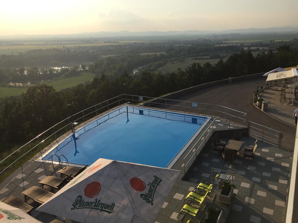 Wellness Pension Inovec Jalsove ภายนอก รูปภาพ