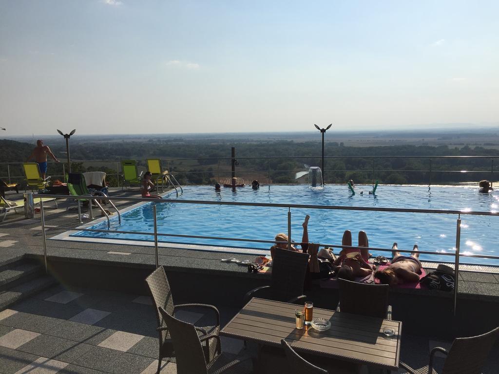 Wellness Pension Inovec Jalsove ภายนอก รูปภาพ